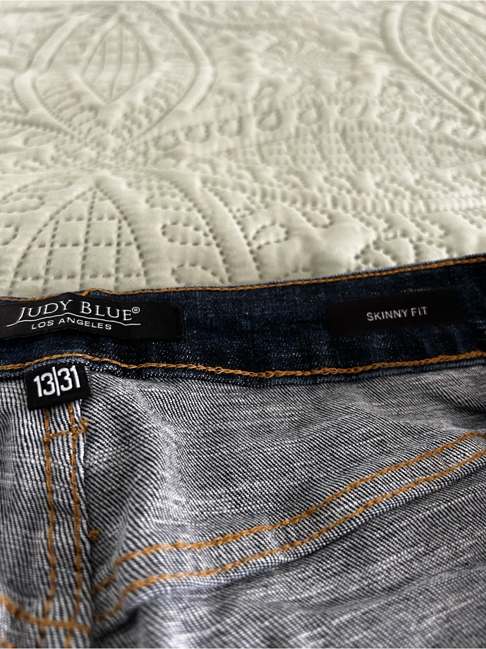 Judy Blue women’s Skinny Fit Jeans in Dark Blue